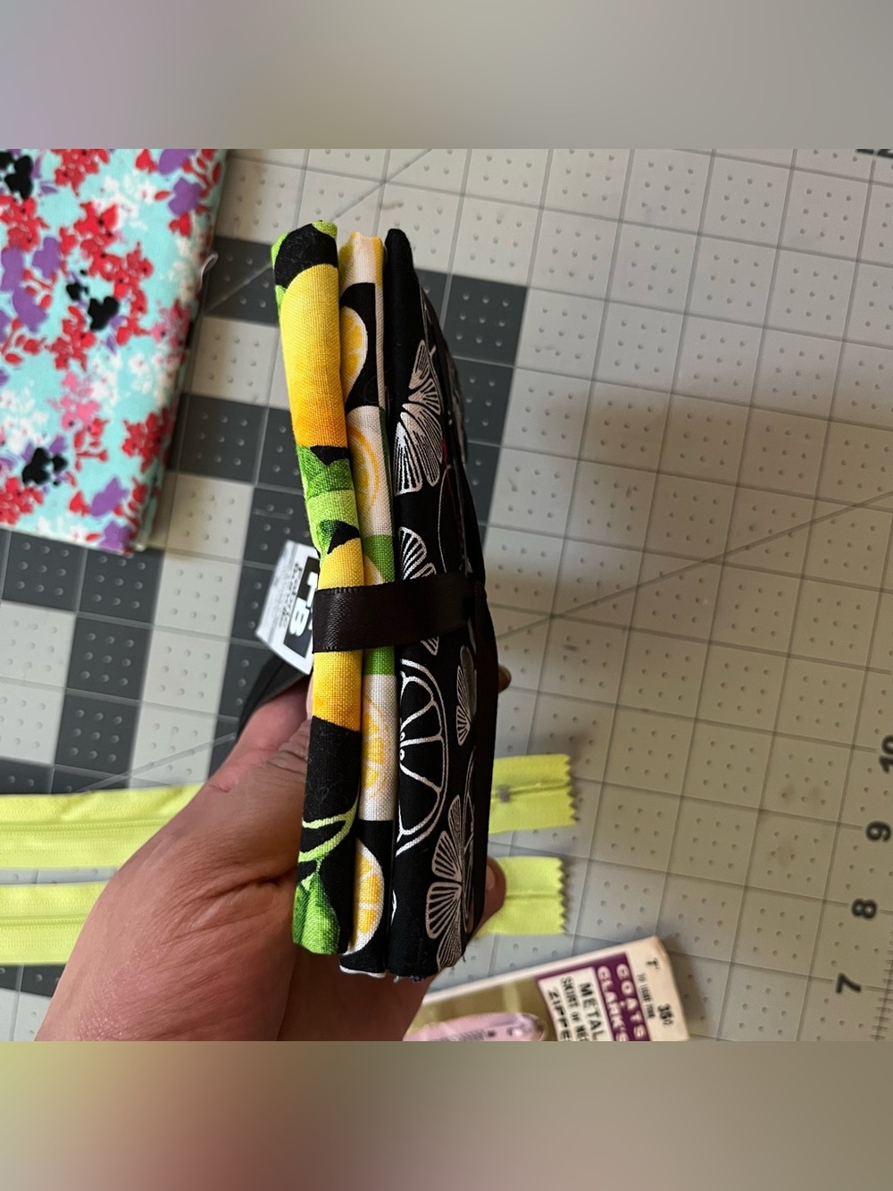 Sewing bundle - Picture 2 of 4